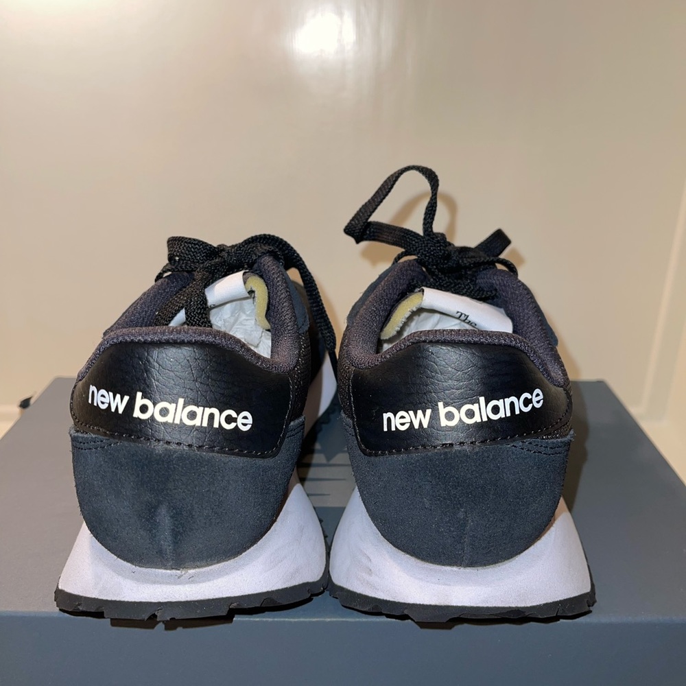 New Balance Women's 237 V1 Classic Sneaker